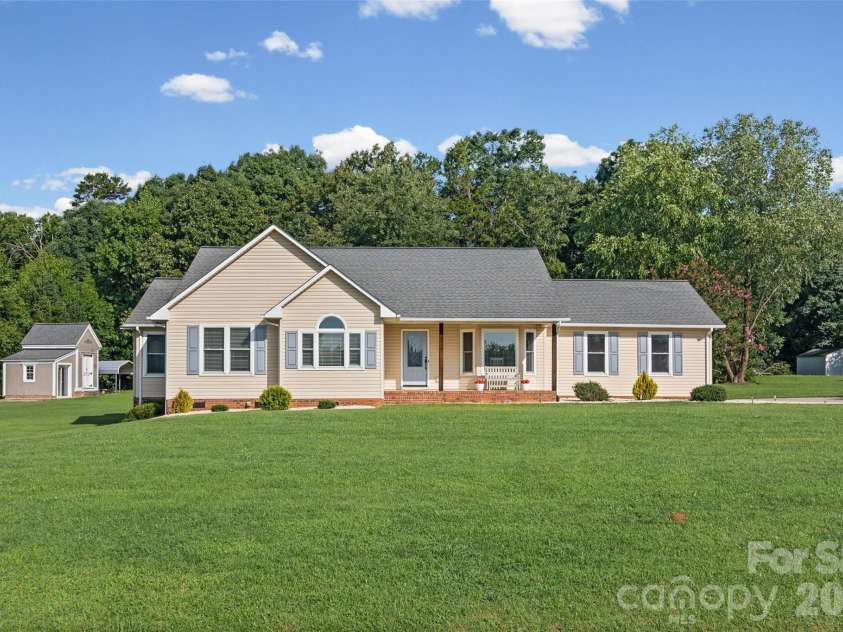 112 Bankhead Road, Shelby, NC 28152.  MLS# CAR4411563, YatesRealty ID 42889. 