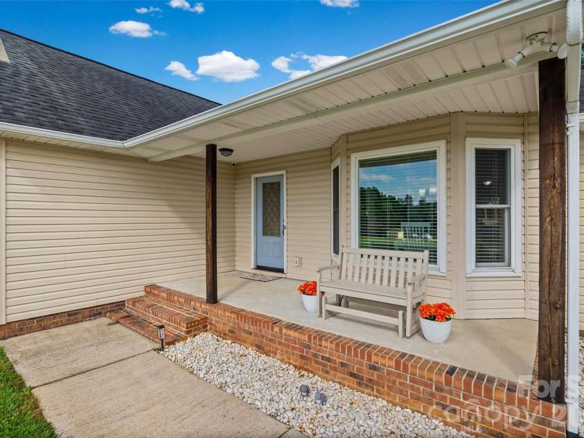 112 Bankhead Road, Shelby, NC 28152.  MLS# CAR4411563, YatesRealty ID 42889. 