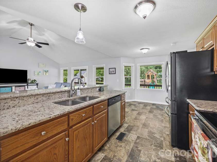 112 Bankhead Road, Shelby, NC 28152.  MLS# CAR4411563, YatesRealty ID 42889. 