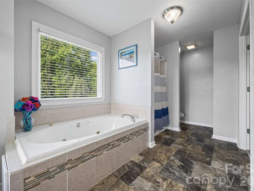 112 Bankhead Road, Shelby, NC 28152.  MLS# CAR4411563, YatesRealty ID 42889. 