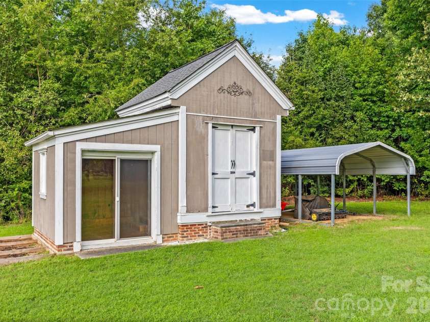 112 Bankhead Road, Shelby, NC 28152.  MLS# CAR4411563, YatesRealty ID 42889. 