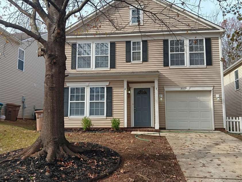 2009 Dunsmore Lane, Waxhaw, NC 28173.  MLS# CAR4288178, YatesRealty ID 4289. 