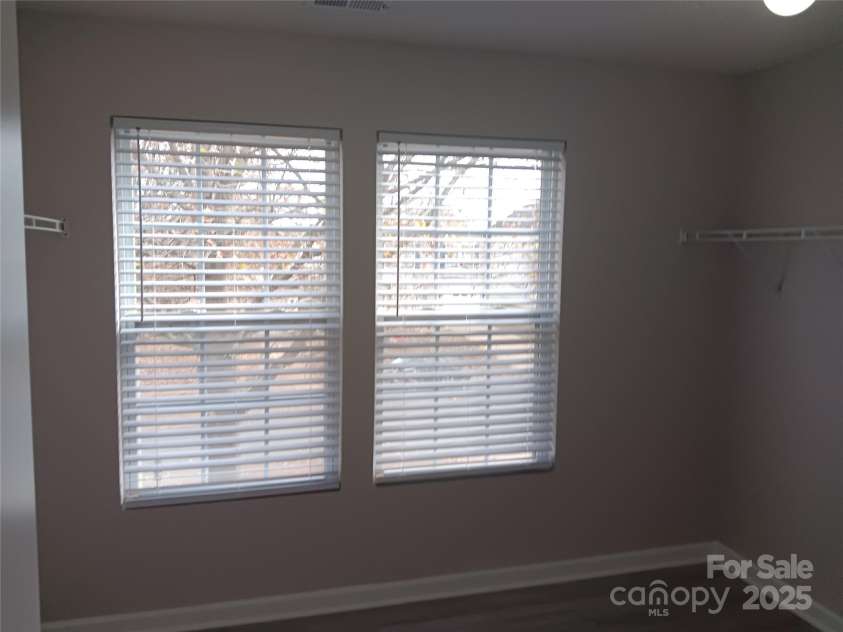 2009 Dunsmore Lane, Waxhaw, NC 28173.  MLS# CAR4288178, YatesRealty ID 4289. Huge Walk-in Master BR Closet with Windows