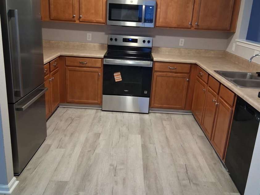 2009 Dunsmore Lane, Waxhaw, NC 28173.  MLS# CAR4288178, YatesRealty ID 4289. Kitchen - Open to Dining Room and Family Room