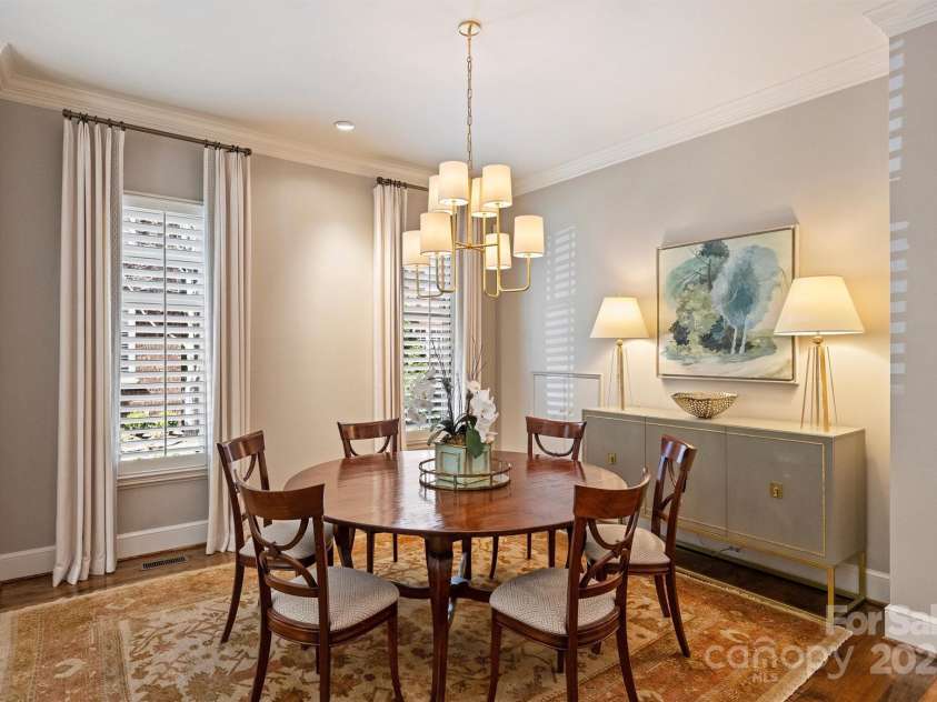 2021 Nolen Park Lane, Charlotte, NC 28209.  MLS# CAR4239376, YatesRealty ID 4289. 