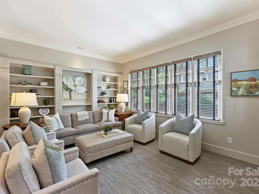 2021 Nolen Park Lane, Charlotte, NC 28209.  MLS# CAR4239376, YatesRealty ID 4289. 