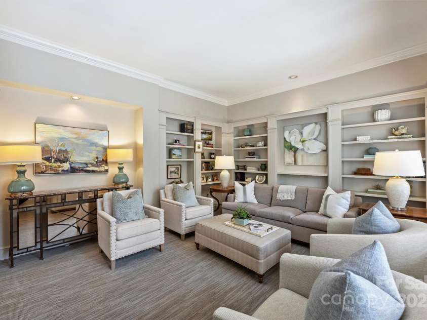 2021 Nolen Park Lane, Charlotte, NC 28209.  MLS# CAR4239376, YatesRealty ID 4289. 