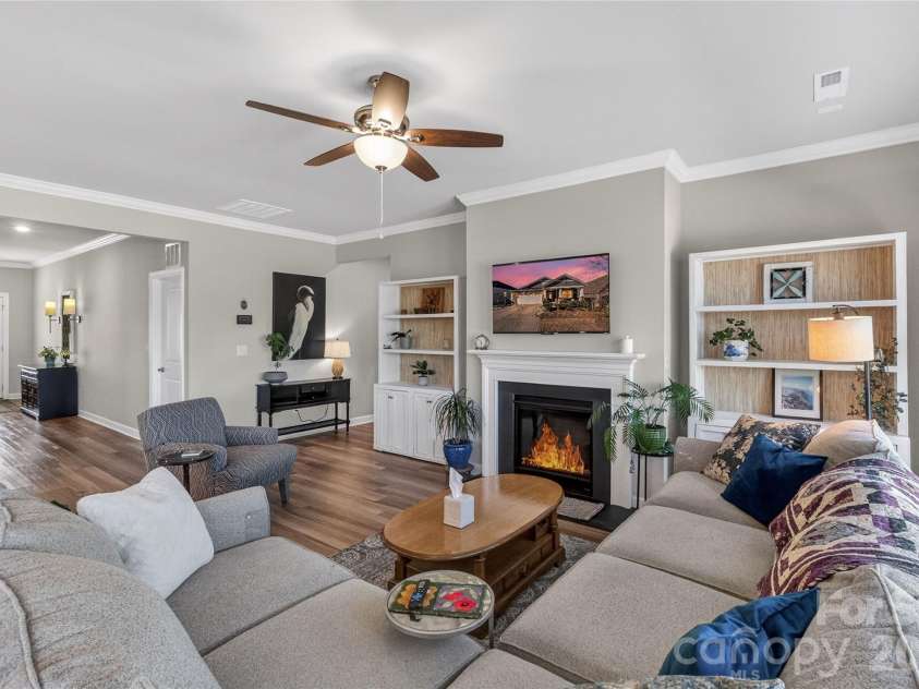 5293 Turtle Creek Drive, Denver, NC 28037.  MLS# CAR4356101, YatesRealty ID 4289. 