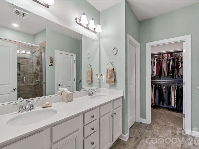 5293 Turtle Creek Drive, Denver, NC 28037.  MLS# CAR4356101, YatesRealty ID 4289. 