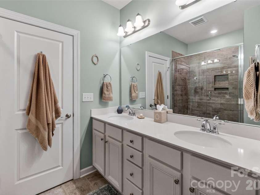 5293 Turtle Creek Drive, Denver, NC 28037.  MLS# CAR4356101, YatesRealty ID 4289. 