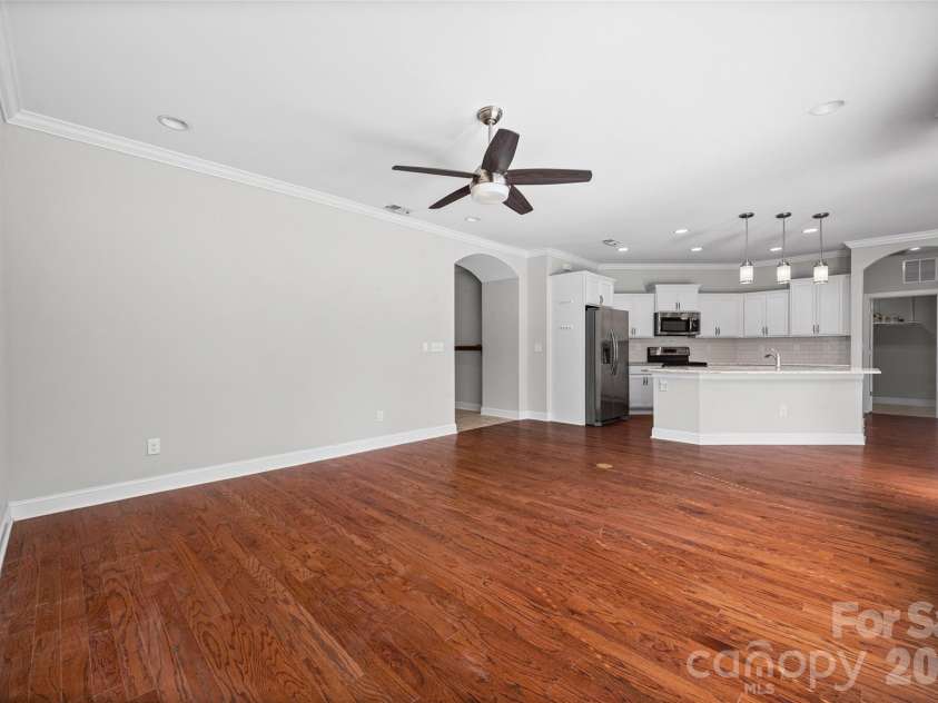 1140 Avalon Place, Matthews, NC 28104.  MLS# CAR4407609, YatesRealty ID 42890. 