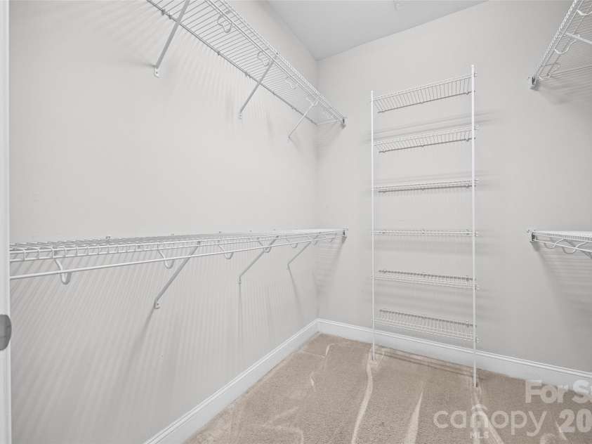 1140 Avalon Place, Matthews, NC 28104.  MLS# CAR4407609, YatesRealty ID 42890. 