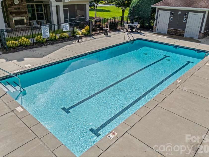 1140 Avalon Place, Matthews, NC 28104.  MLS# CAR4407609, YatesRealty ID 42890. 
