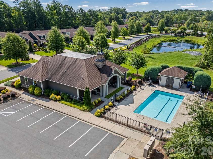 1140 Avalon Place, Matthews, NC 28104.  MLS# CAR4407609, YatesRealty ID 42890. 
