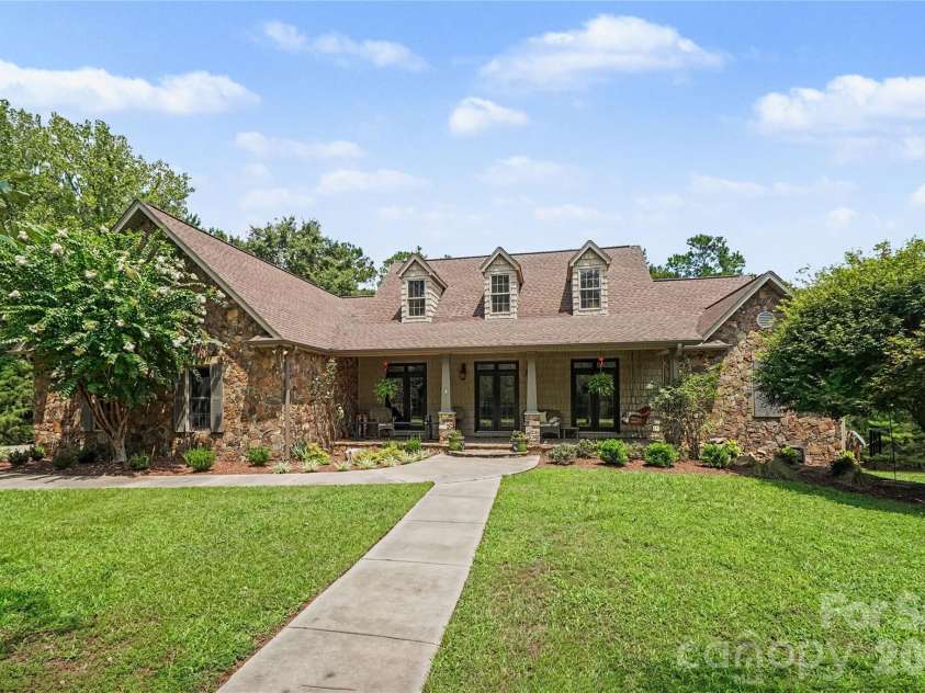 507 Crown Court, Richburg, SC 29729.  MLS# CAR4371856, YatesRealty ID 42891. 