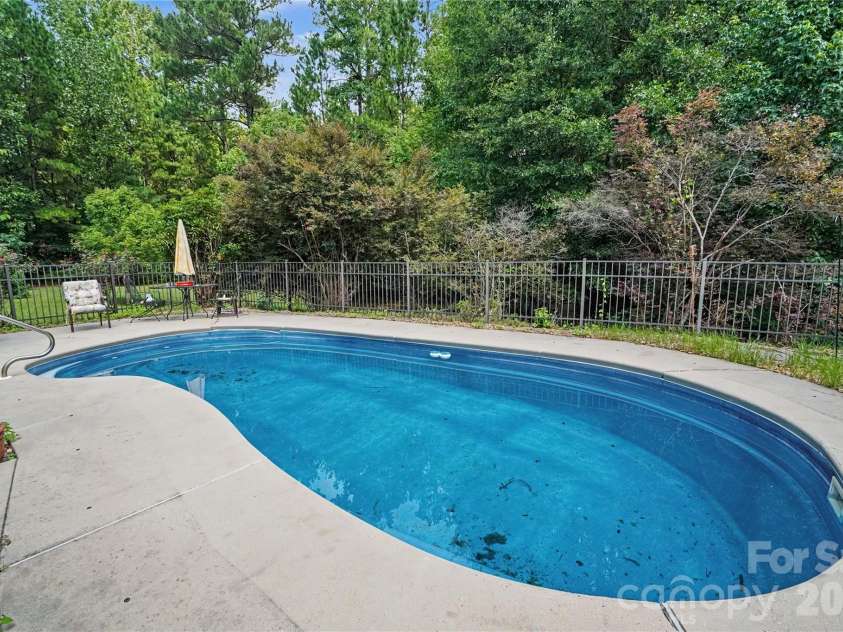 507 Crown Court, Richburg, SC 29729.  MLS# CAR4371856, YatesRealty ID 42891. 