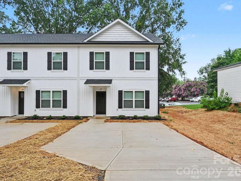 53 13th Street, Newton, NC 28658.  MLS# CAR4407560, YatesRealty ID 42892. 