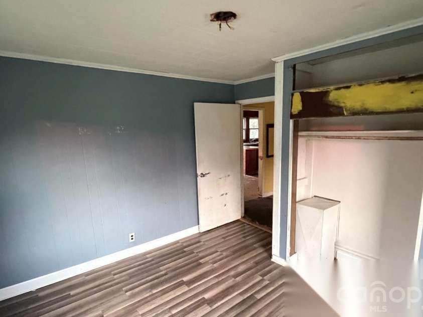 803 Grove Street, Lincolnton, NC 28092.  MLS# CAR4413290, YatesRealty ID 42893. 