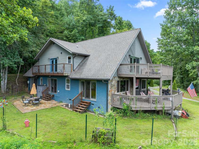 152 Worley Cove Road, Leicester, NC 28748.  MLS# CAR4410776, YatesRealty ID 42894. 