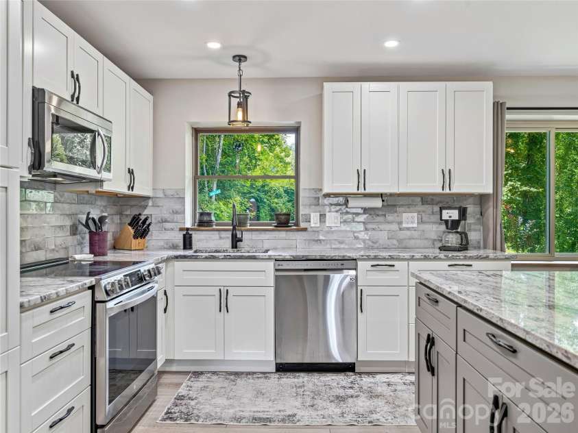 152 Worley Cove Road, Leicester, NC 28748.  MLS# CAR4410776, YatesRealty ID 42894. 