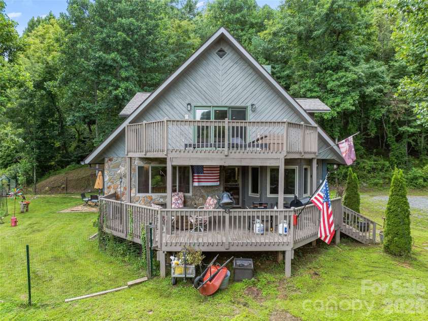 152 Worley Cove Road, Leicester, NC 28748.  MLS# CAR4410776, YatesRealty ID 42894. 