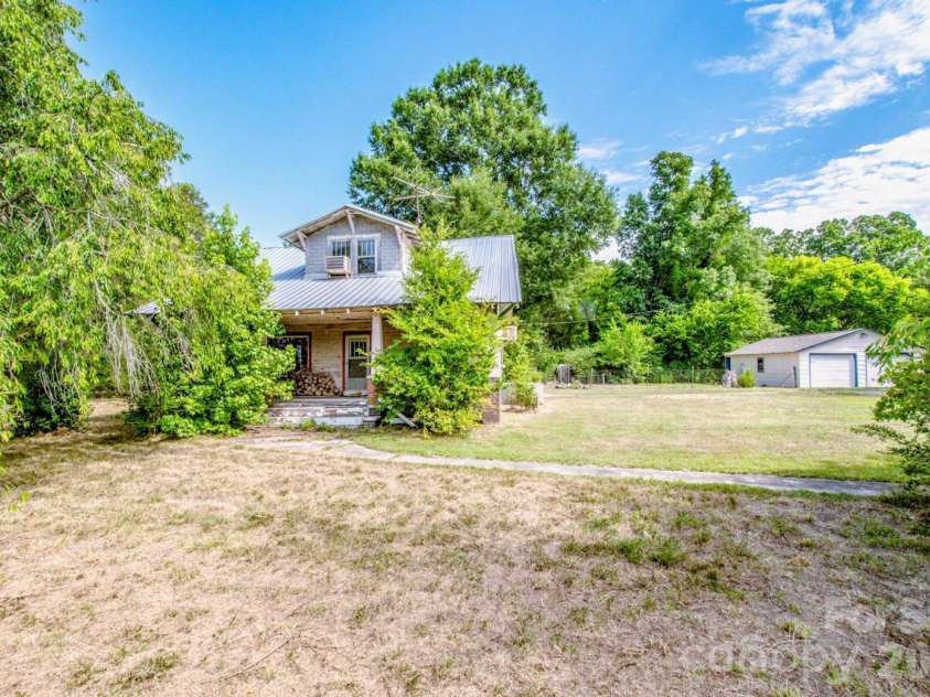 2860 Needmore Road, Woodleaf, NC 27054.  MLS# CAR4393767, YatesRealty ID 42895. 