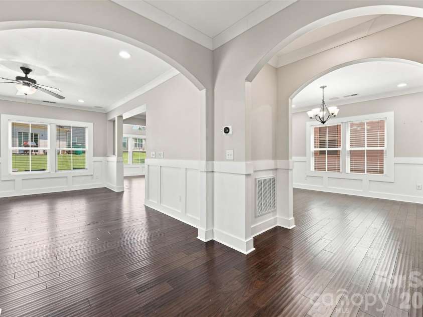 2507 Alyssa Lane, Charlotte, NC 28208.  MLS# CAR4409344, YatesRealty ID 42896. 
