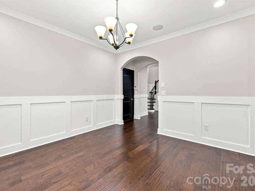 2507 Alyssa Lane, Charlotte, NC 28208.  MLS# CAR4409344, YatesRealty ID 42896. 