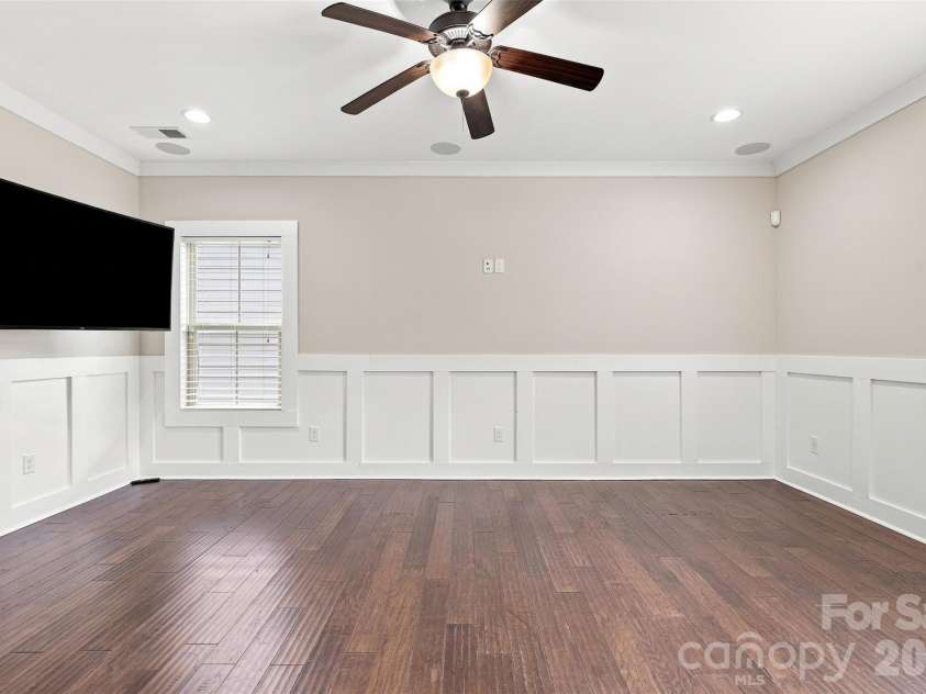 2507 Alyssa Lane, Charlotte, NC 28208.  MLS# CAR4409344, YatesRealty ID 42896. 