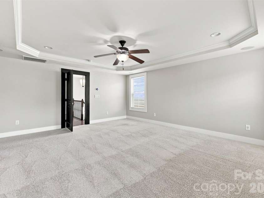 2507 Alyssa Lane, Charlotte, NC 28208.  MLS# CAR4409344, YatesRealty ID 42896. 