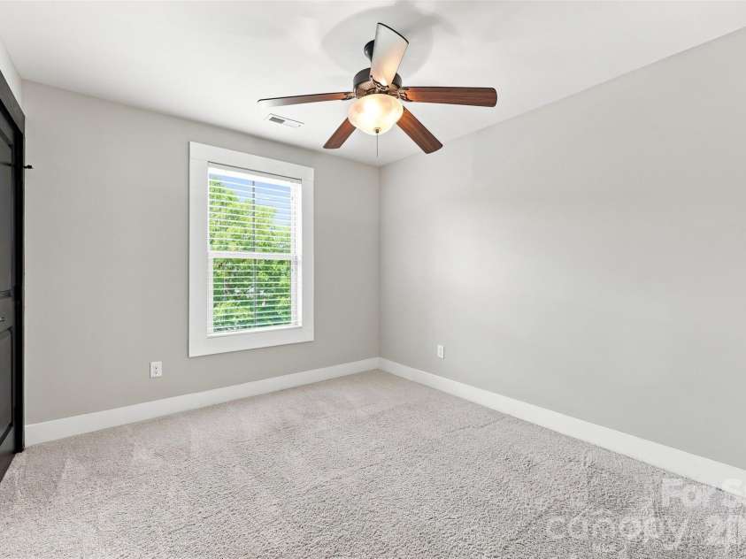 2507 Alyssa Lane, Charlotte, NC 28208.  MLS# CAR4409344, YatesRealty ID 42896. 