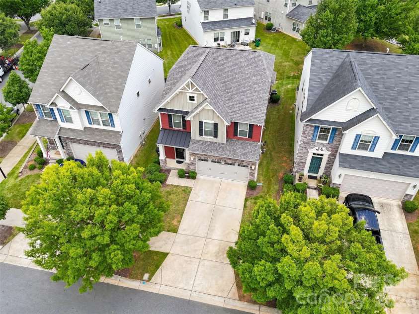 2507 Alyssa Lane, Charlotte, NC 28208.  MLS# CAR4409344, YatesRealty ID 42896. 