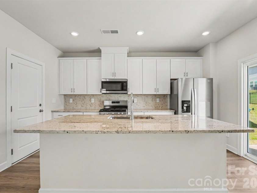 155 Shepherds Landing Drive, Mooresville, NC 28115.  MLS# CAR4413190, YatesRealty ID 42898. 