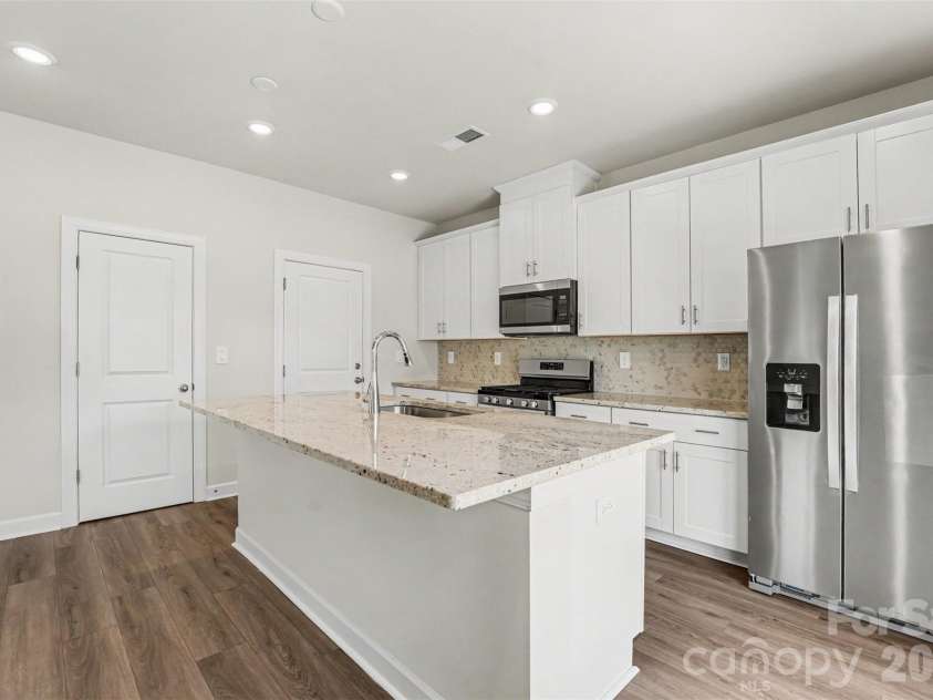 155 Shepherds Landing Drive, Mooresville, NC 28115.  MLS# CAR4413190, YatesRealty ID 42898. 