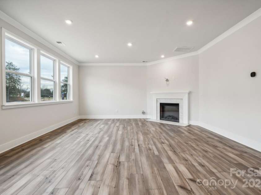 108 Brooke Forest Court, Mooresville, NC 28115.  MLS# CAR4151613, YatesRealty ID 4290. Great Room