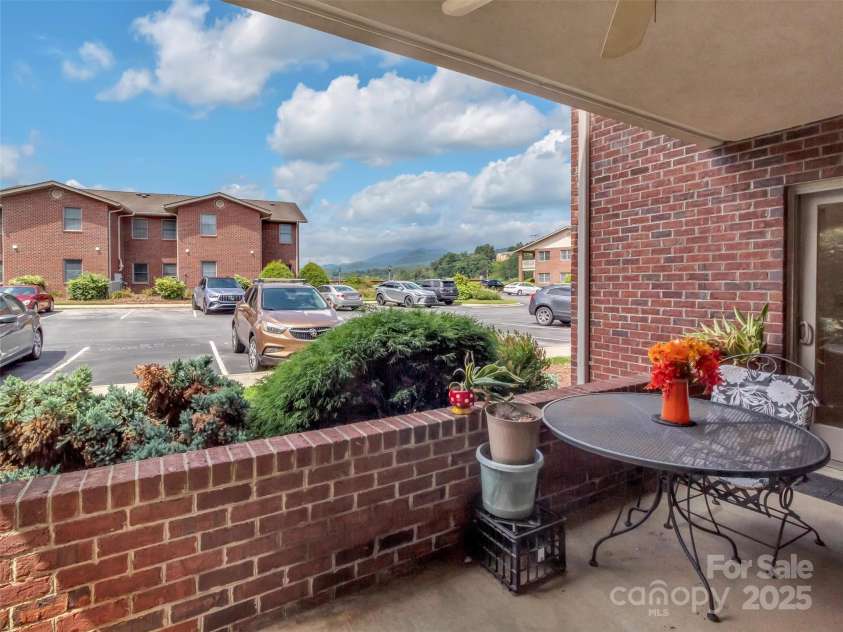 1465 Lakeshore Drive, Lake Junaluska, NC 28745.  MLS# CAR4294485, YatesRealty ID 4290. Steps from Lake Junaluska