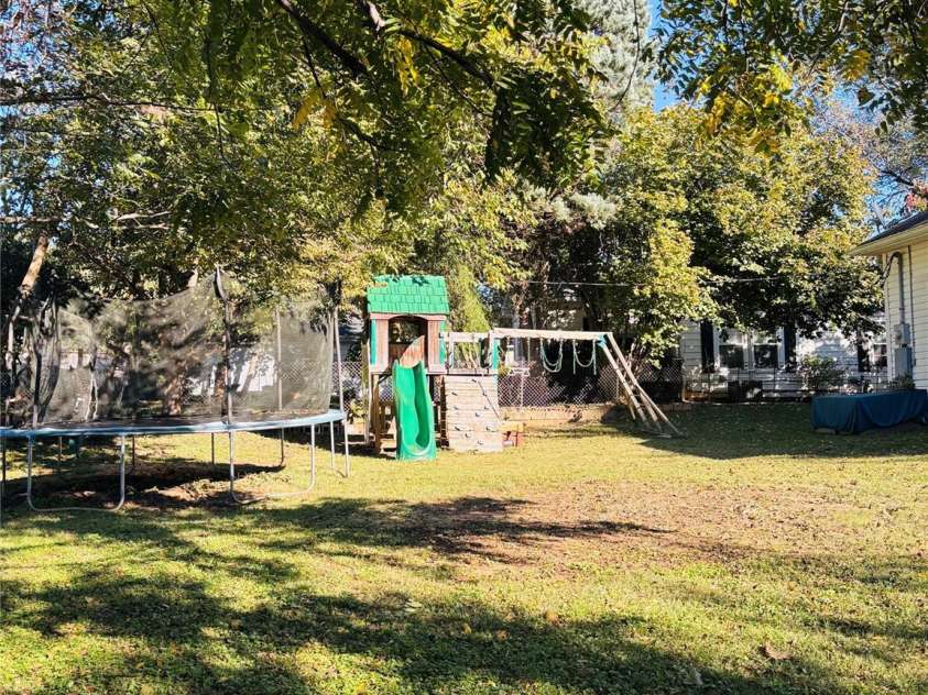 302 Park Avenue, Mount Holly, NC 28120.  MLS# CAR4356962, YatesRealty ID 4290. 