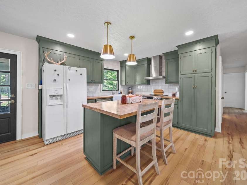 6643 Wards Gap Road, Casar, NC 28020.  MLS# CAR4407498, YatesRealty ID 42901. 