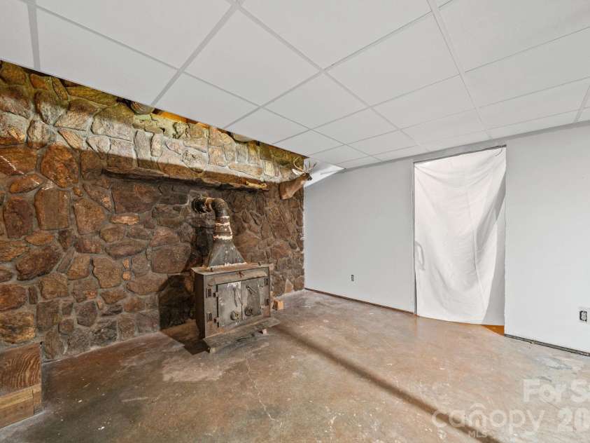 6643 Wards Gap Road, Casar, NC 28020.  MLS# CAR4407498, YatesRealty ID 42901. 