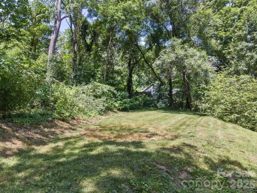 20 Cottage Street, Woodfin, NC 28804.  MLS# CAR4406650, YatesRealty ID 42902. 