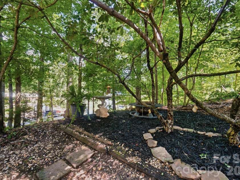 4142 Charlotte Highway, Lake Wylie, SC 29710.  MLS# CAR4411049, YatesRealty ID 42903. 
