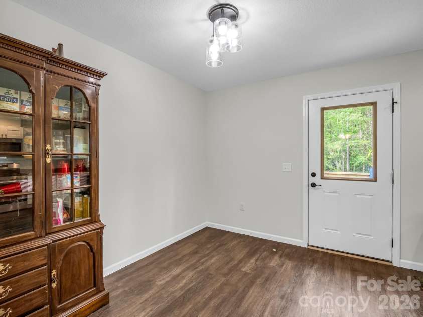 47 Heartleaf Lane, Columbus, NC 28722.  MLS# CAR4408758, YatesRealty ID 42904. Dining Area