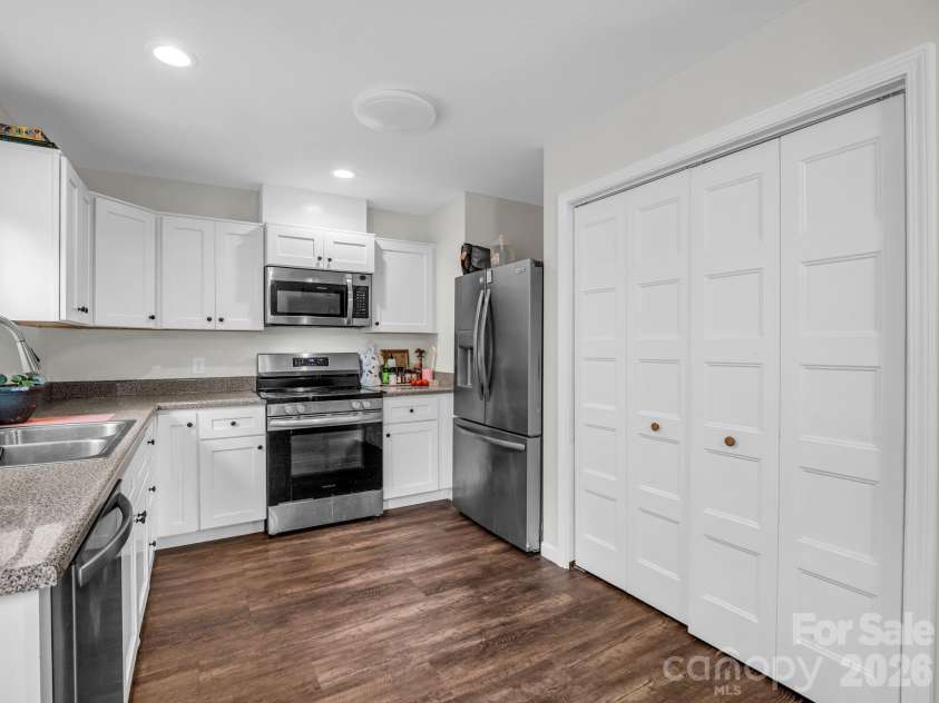 47 Heartleaf Lane, Columbus, NC 28722.  MLS# CAR4408758, YatesRealty ID 42904. Laundry located behind these doors