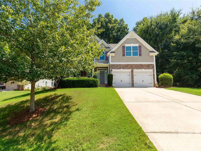 924 Autumn Glen Court, Clover, SC 29710.  MLS# CAR4404309, YatesRealty ID 42905. 
