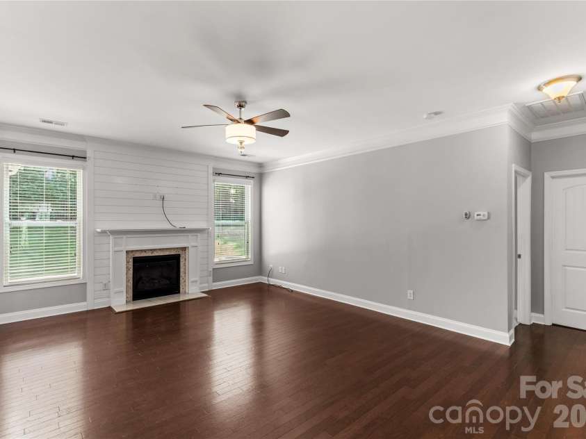 924 Autumn Glen Court, Clover, SC 29710.  MLS# CAR4404309, YatesRealty ID 42905. 