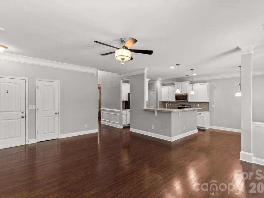 924 Autumn Glen Court, Clover, SC 29710.  MLS# CAR4404309, YatesRealty ID 42905. 