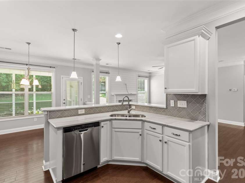 924 Autumn Glen Court, Clover, SC 29710.  MLS# CAR4404309, YatesRealty ID 42905. 
