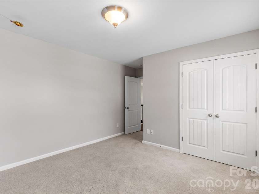 924 Autumn Glen Court, Clover, SC 29710.  MLS# CAR4404309, YatesRealty ID 42905. 