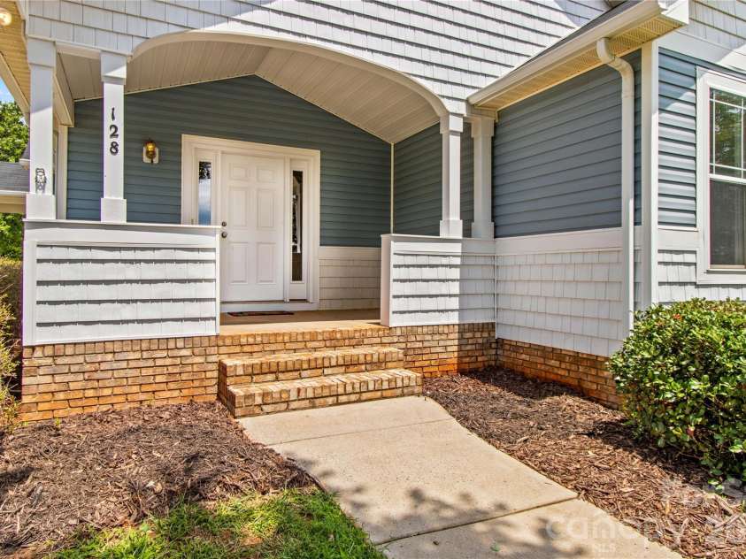 128 Tarrington Drive, Statesville, NC 28625.  MLS# CAR4411333, YatesRealty ID 42907. 