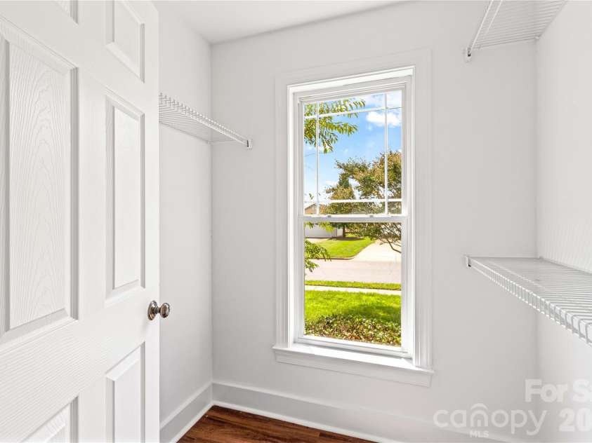 128 Tarrington Drive, Statesville, NC 28625.  MLS# CAR4411333, YatesRealty ID 42907. 